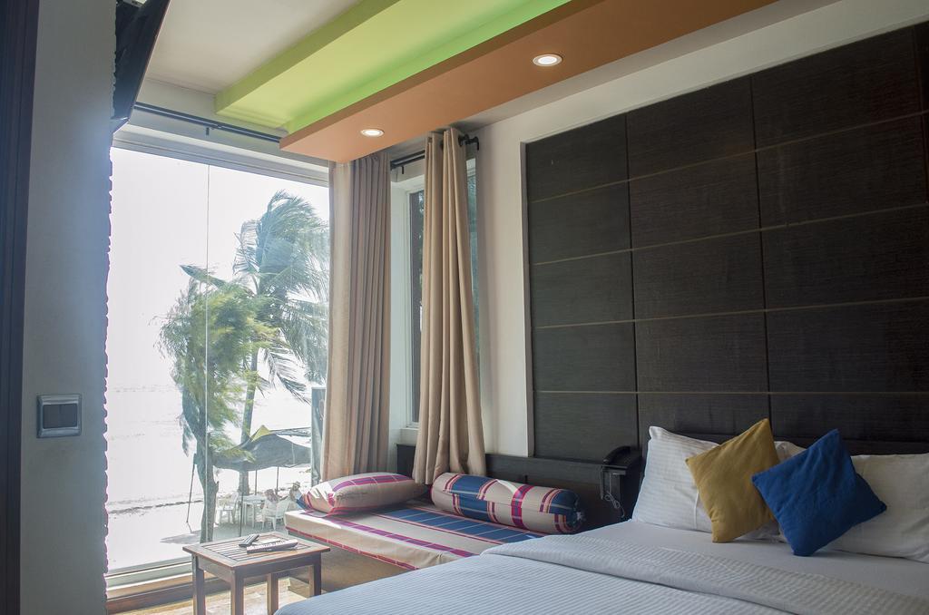 Ripple Beach Inn Хулхумале Екстер'єр фото